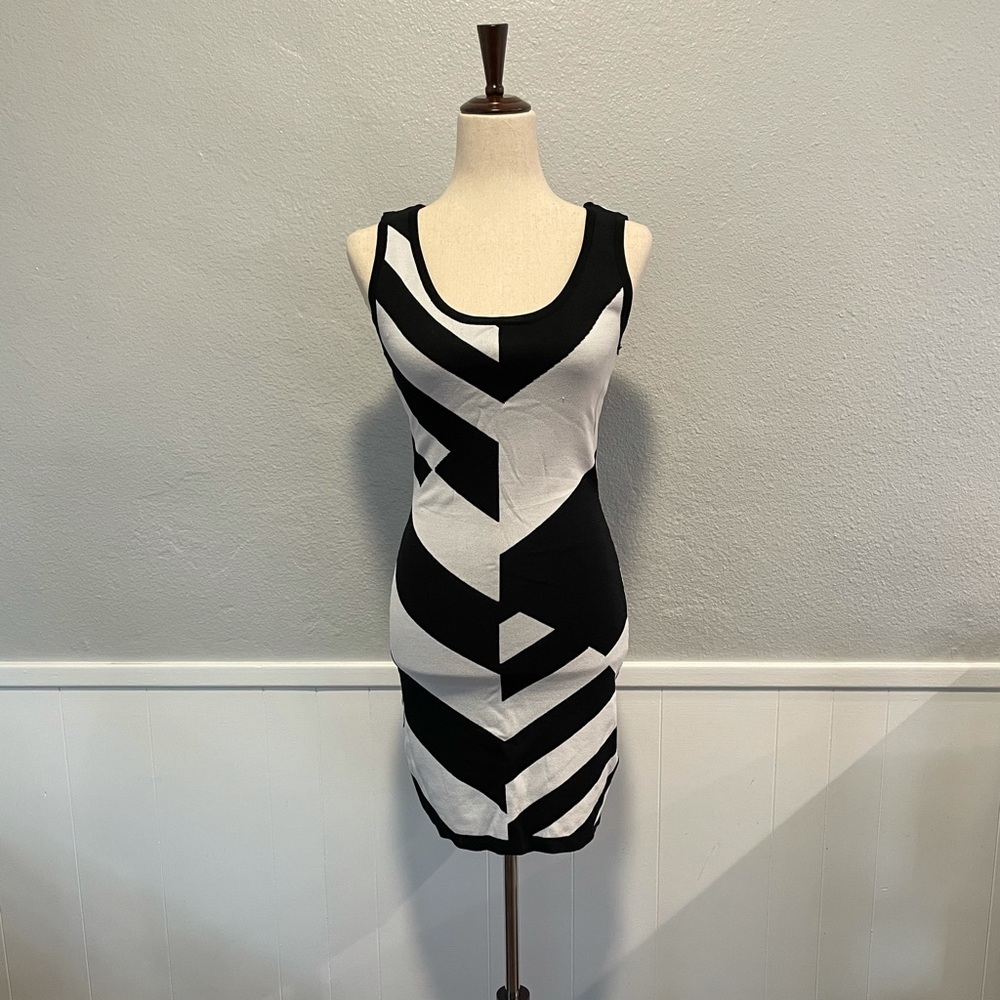 XOXO Sleeveless Bodycon Dress